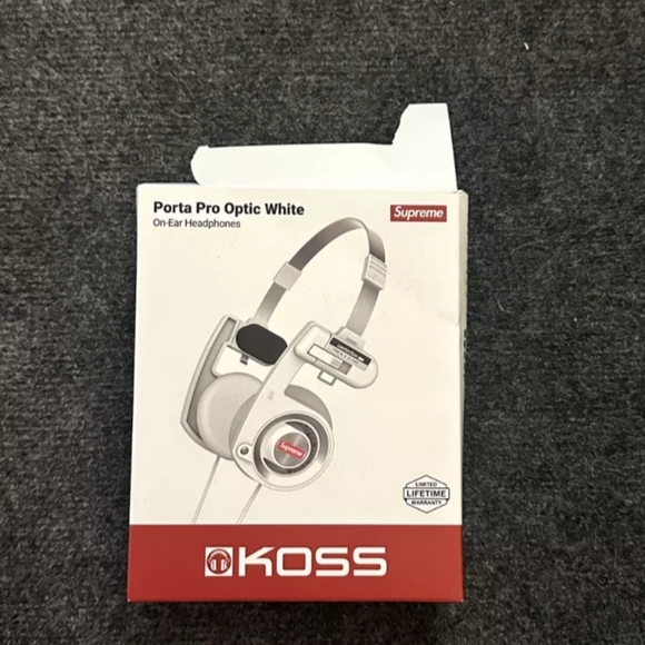 Supreme Koss PortaPro Headphones - Picture 1 of 3